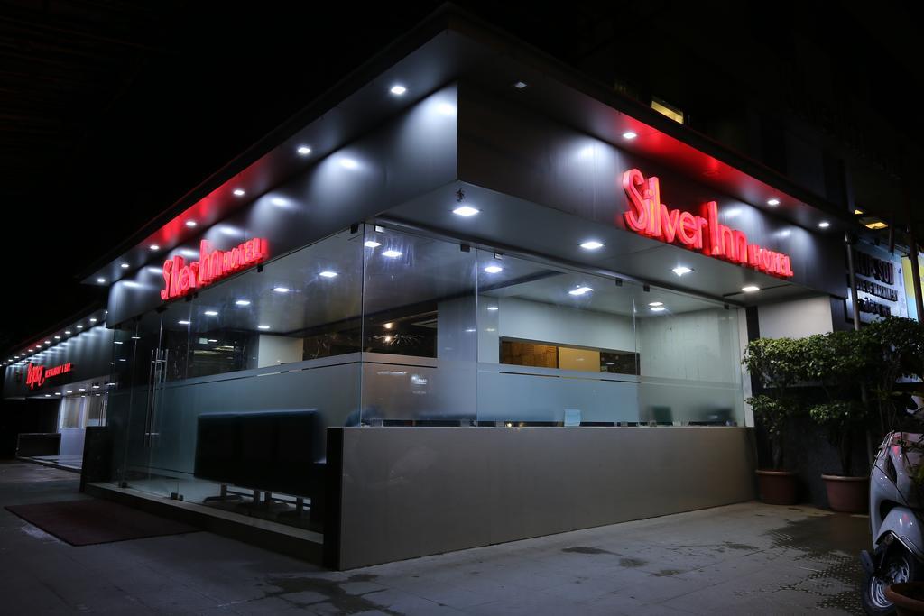 Hotel Silver Inn Mumbai Exterior photo