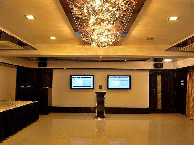Hotel Silver Inn Mumbai Exterior photo