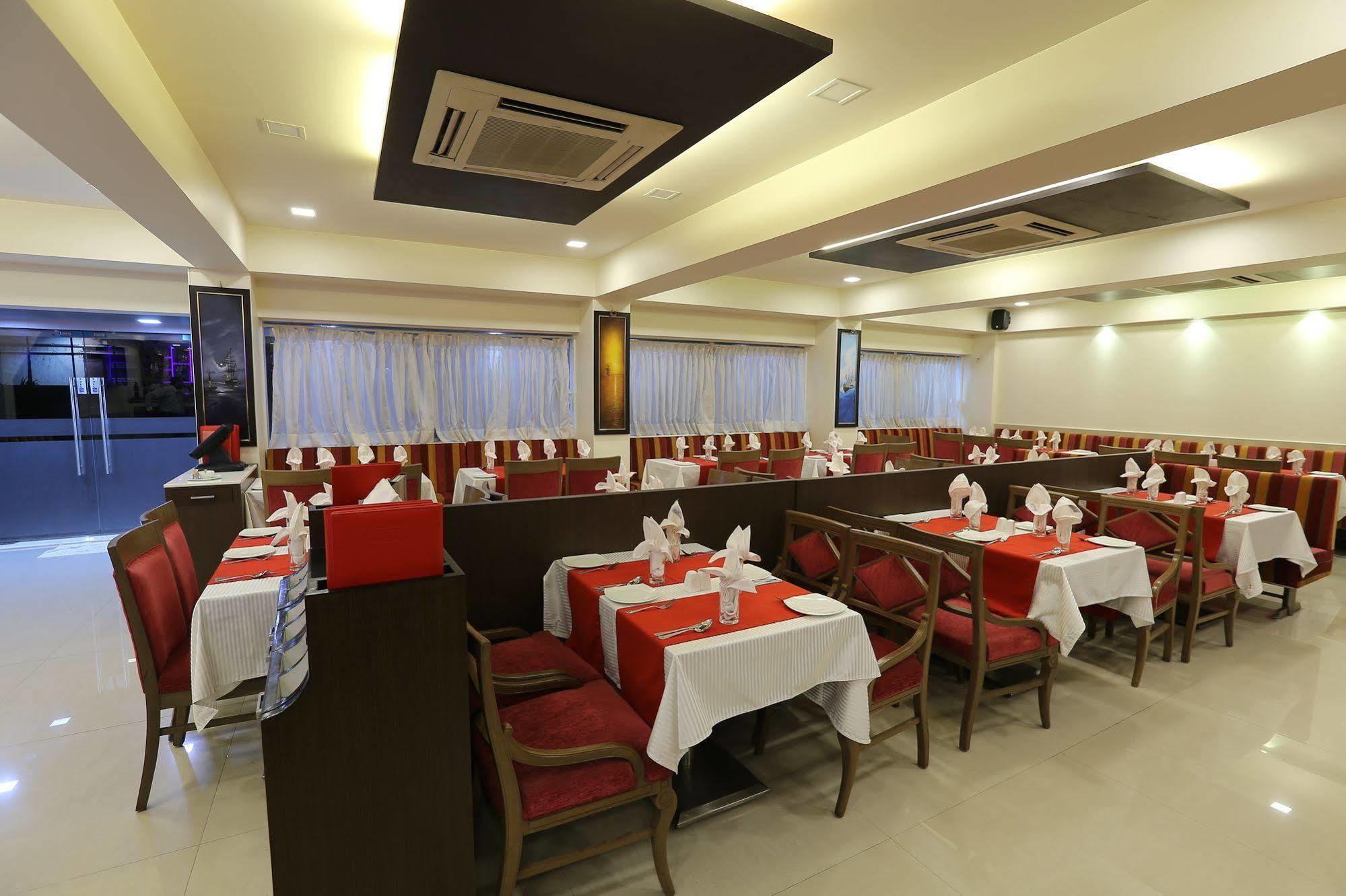 Hotel Silver Inn Mumbai Exterior photo