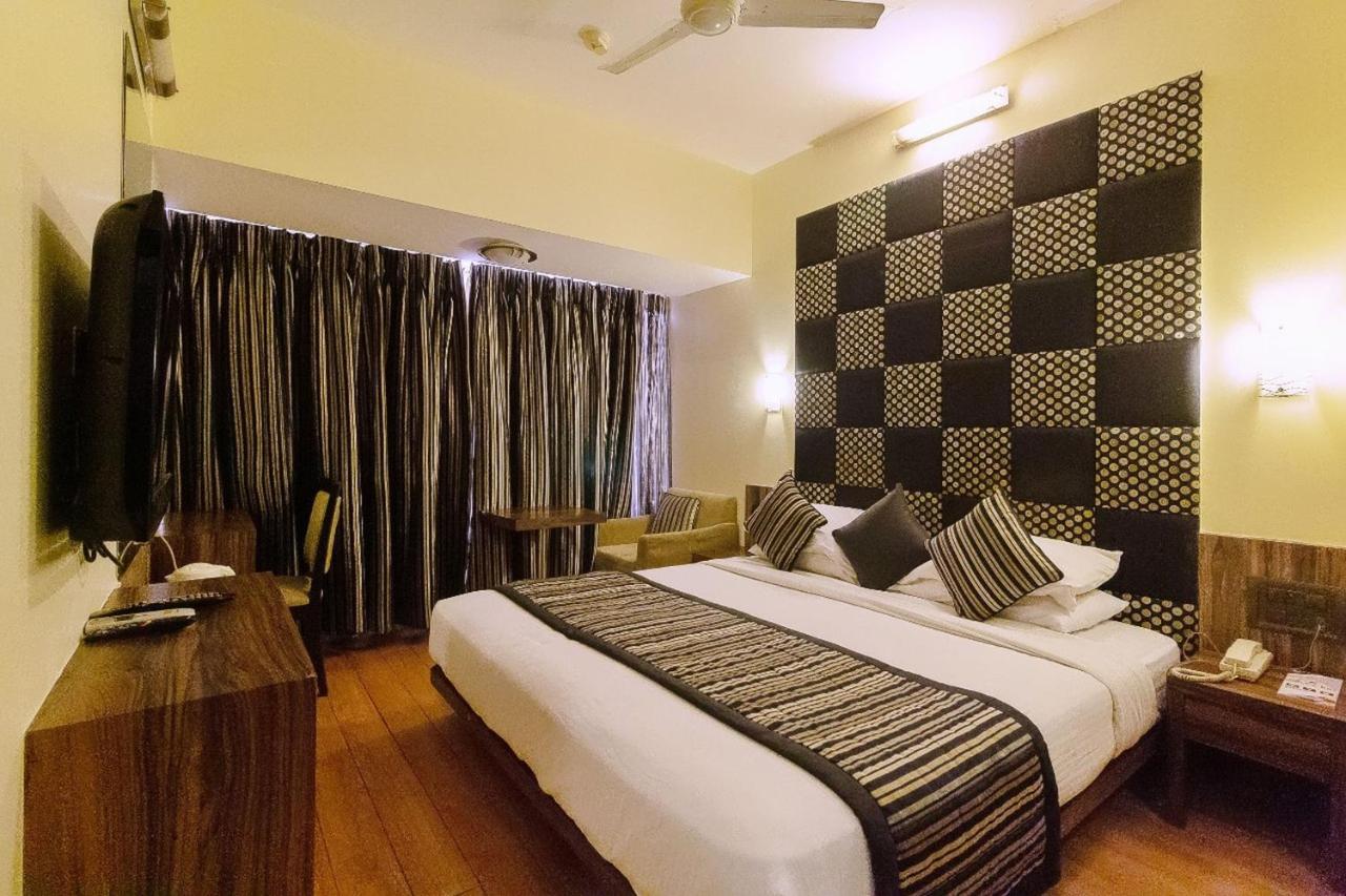 Hotel Silver Inn Mumbai Exterior photo