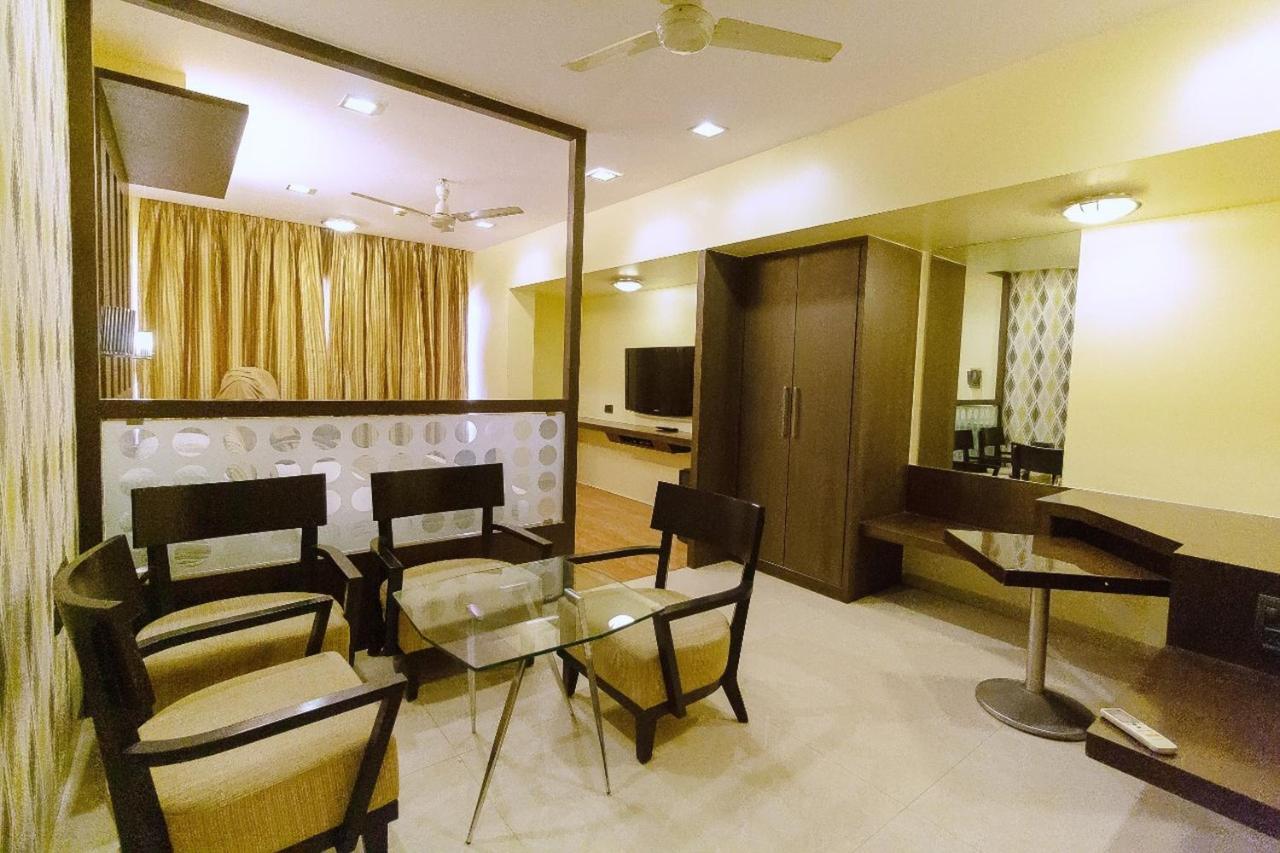 Hotel Silver Inn Mumbai Exterior photo