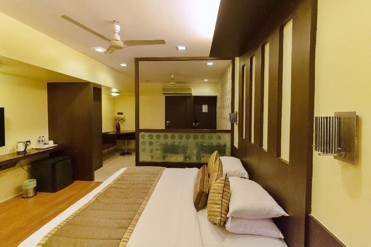 Hotel Silver Inn Mumbai Exterior photo
